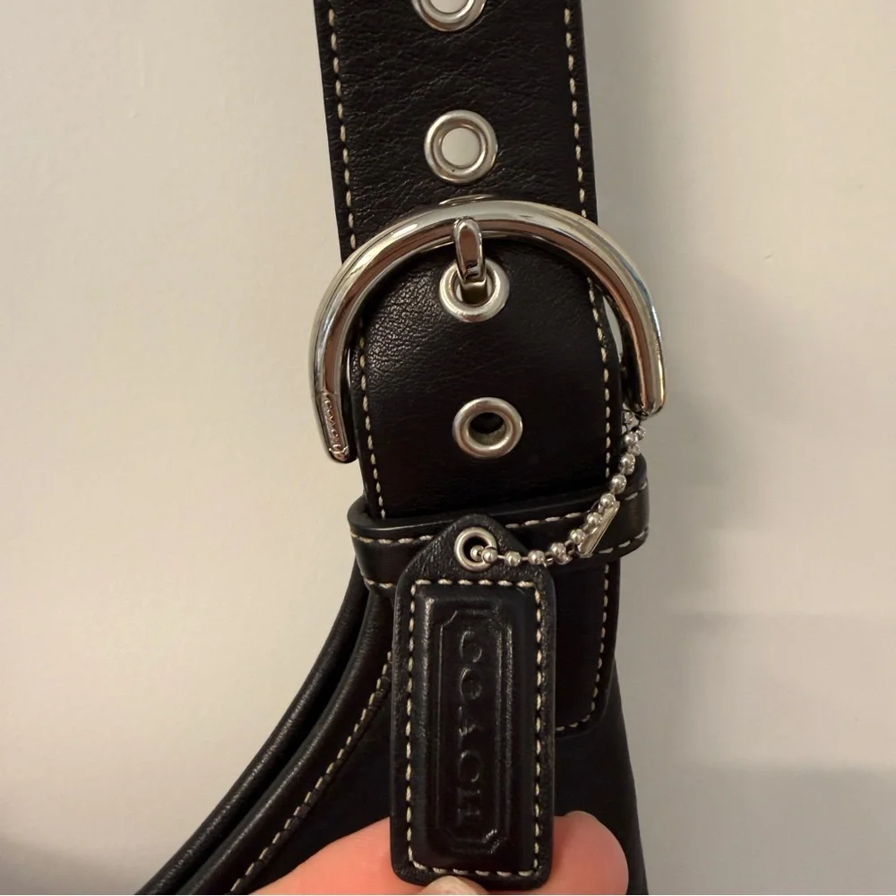 Coach Soho Slim Hippie Crossbody 9549 Black Leather Vintage Y2K Timeless Style